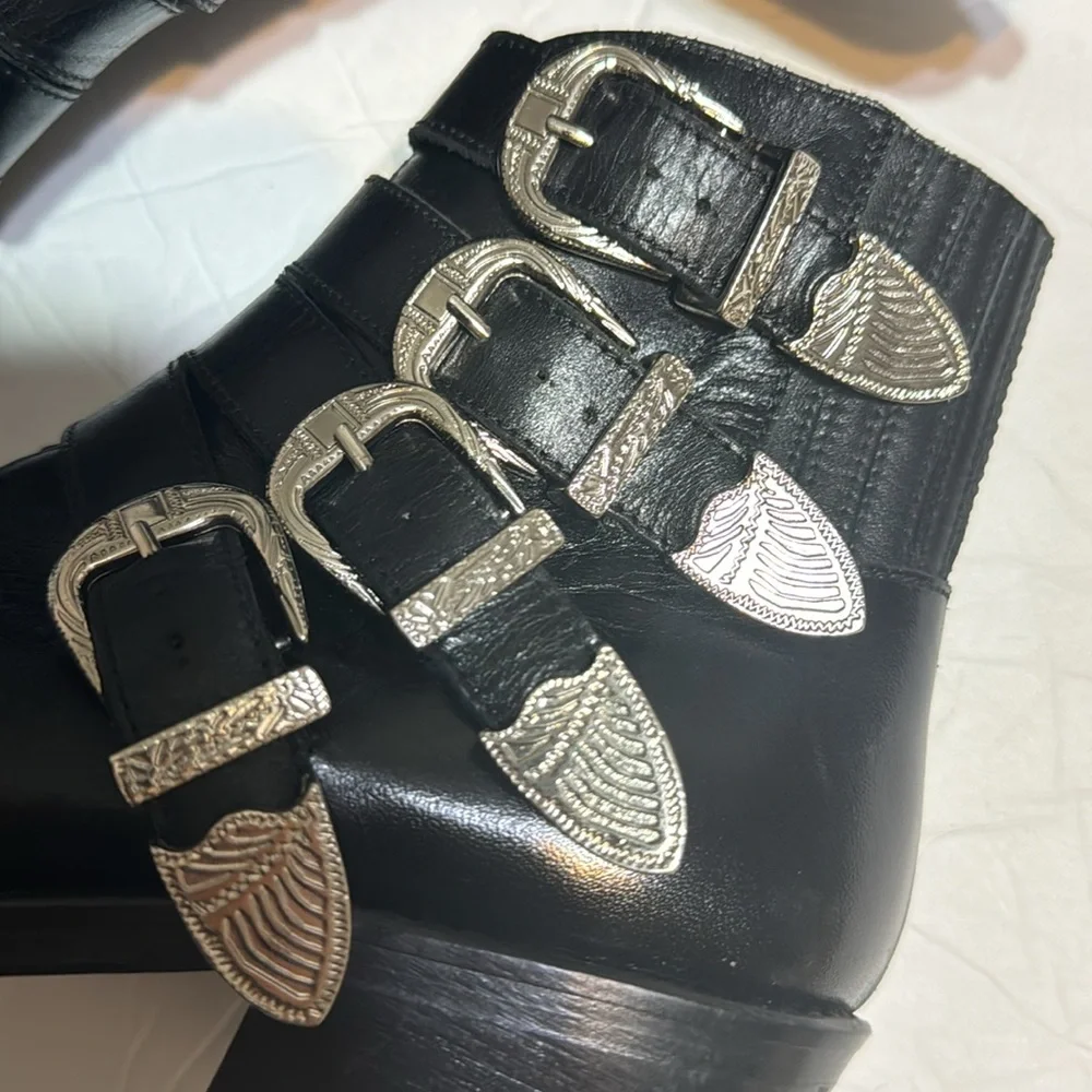 TOGA PULLA buckle-strap mid heel boots - Picture 2 of 8
